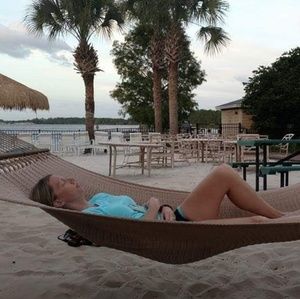 Meet your Posher, Cindy